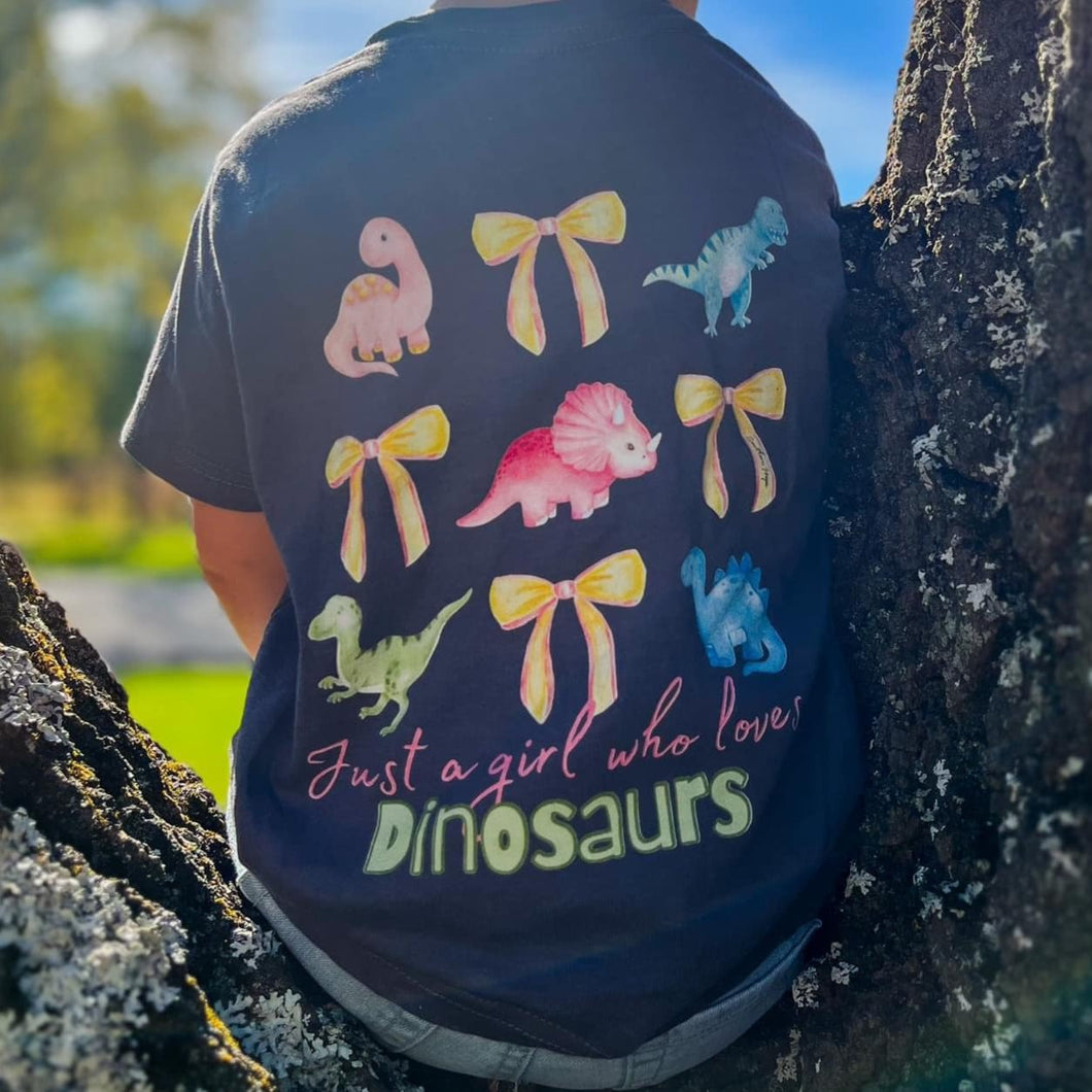 (Short) A Girl Who Loves Dinosaurs Tee