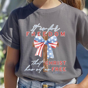 Christ Has Set Us Free Short Sleeve Girls Tee