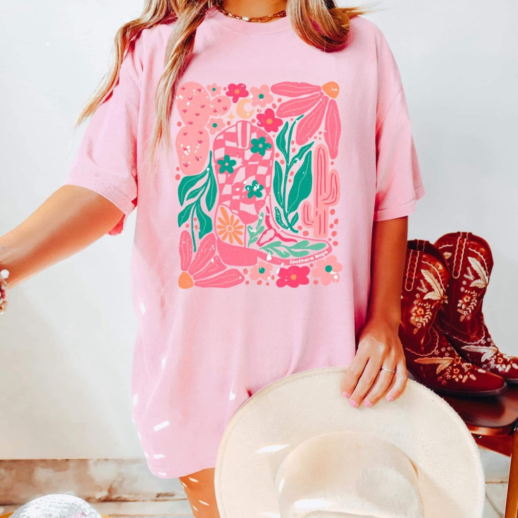 (FRONT/PINK) Western Cowgirl Boot Adult Short Sleeve Tee