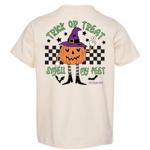 GIRLS Trick or Treat, Smell My Feet Short Sleeve Kids Tee